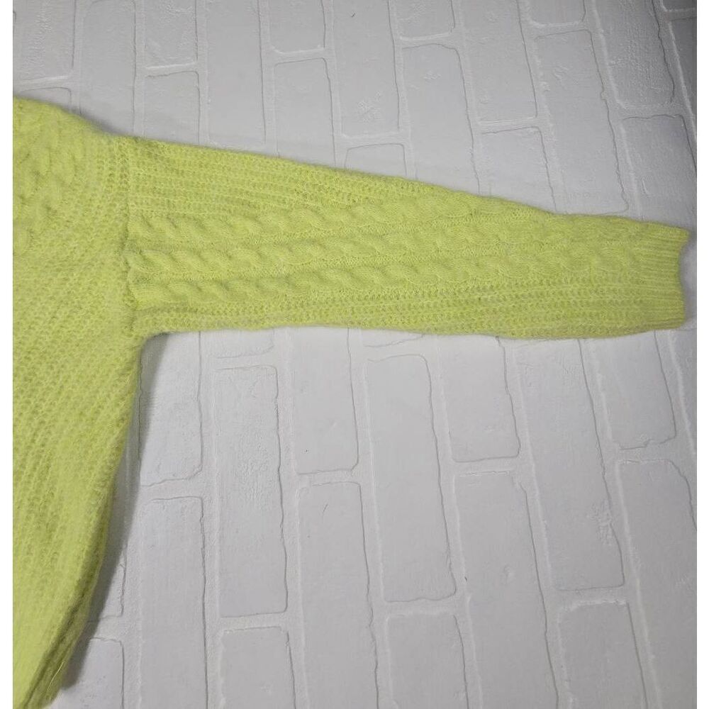 Universal Thread  Sweater Small - Picture 3 of 4